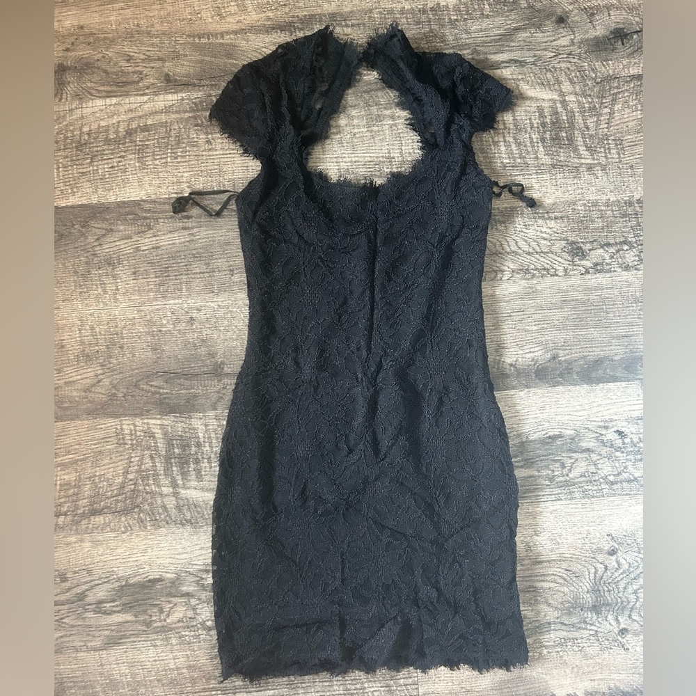 Black Lace Bodycon Dress
